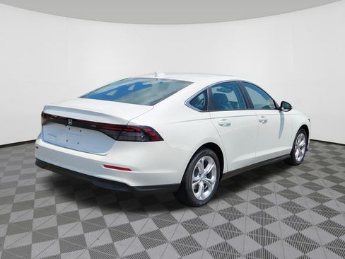 New 2026 Honda Accord LX image 4