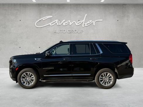Used 2022 GMC Yukon SLT w/ SLT Premium Package RWD image 13