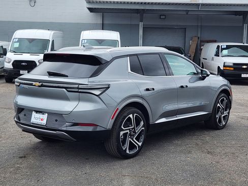 New 2026 Chevrolet Equinox EV LT w/ Convenience Package II image 9