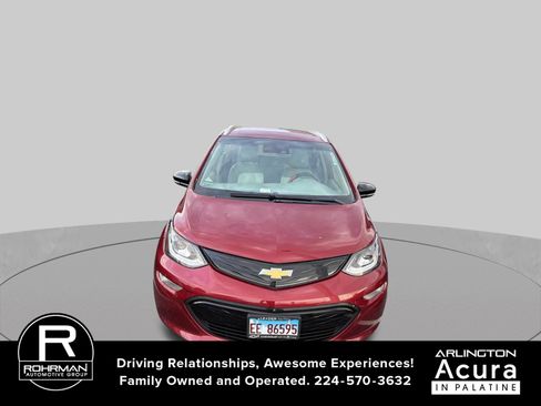 Used 2020 Chevrolet Bolt Premier w/ Infotainment Package FWD image 2