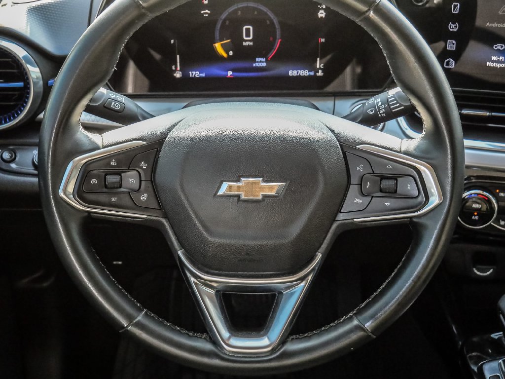 Used 2024 Chevrolet Trax LT w/ Driver Confidence Package FWD image 23