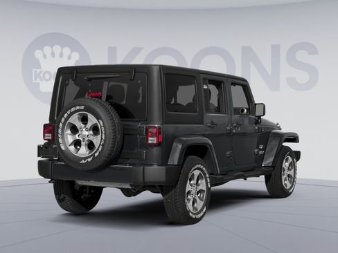 Used 2017 Jeep Wrangler Unlimited Sahara w/ Connectivity Group image 2