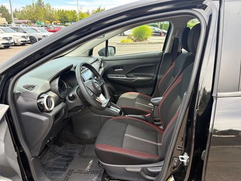 Used 2024 Nissan Versa SR FWD image 13