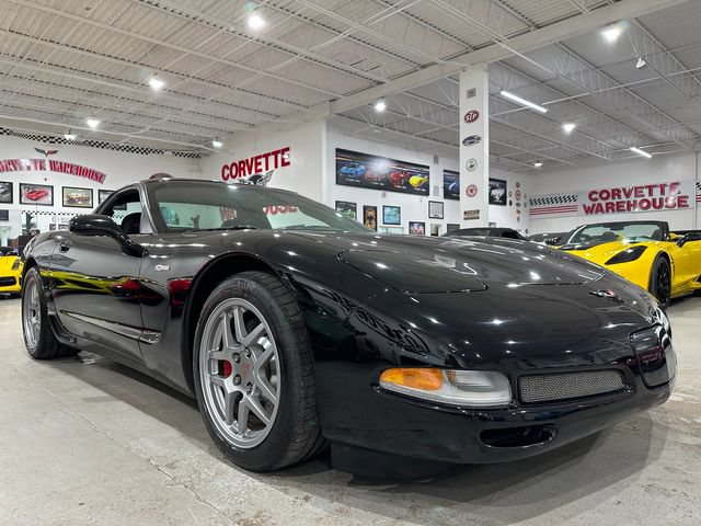 Used 2004 Chevrolet Corvette Z06 w/ Memory Package RWD image 5