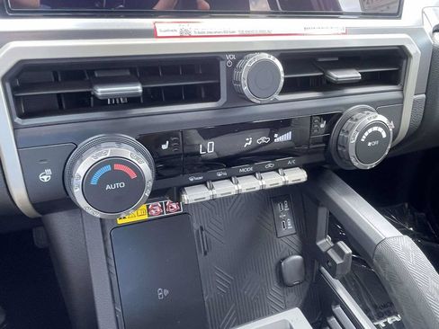 New 2026 Toyota Tacoma TRD Off-Road AWD/4WD image 40