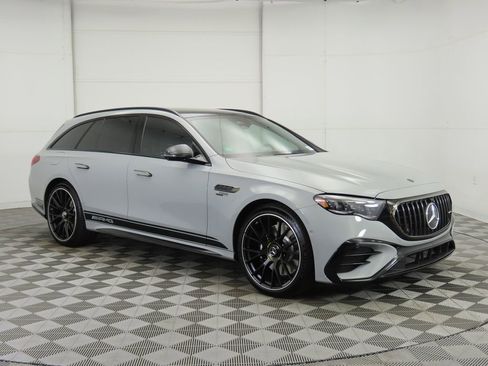 New 2026 Mercedes-Benz E 53 AMG 4MATIC Sedan image 3