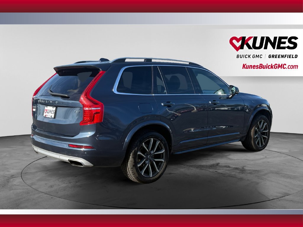 Used 2018 Volvo XC90 T6 Momentum w/ Convenience Package AWD/4WD image 10