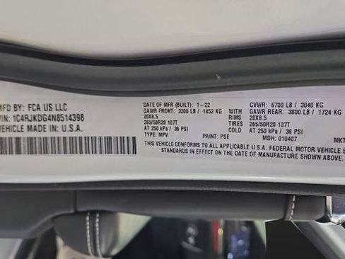 Used 2022 Jeep Grand Cherokee L Overland w/ Luxury Tech Group IV AWD/4WD image 45