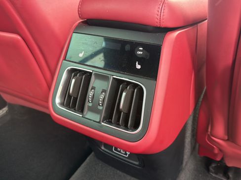 Used 2023 Maserati Grecale Modena AWD/4WD image 26