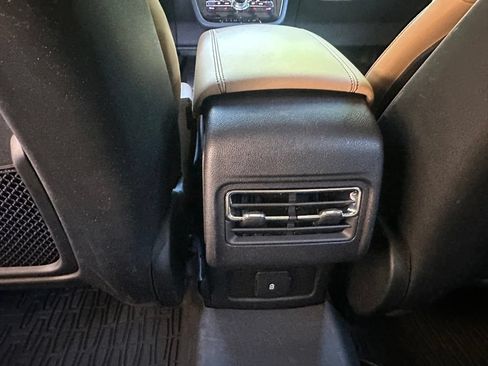 Used 2021 Lincoln Corsair Reserve AWD/4WD image 17