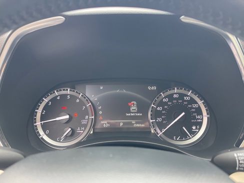 Used 2022 Toyota Highlander Platinum image 4