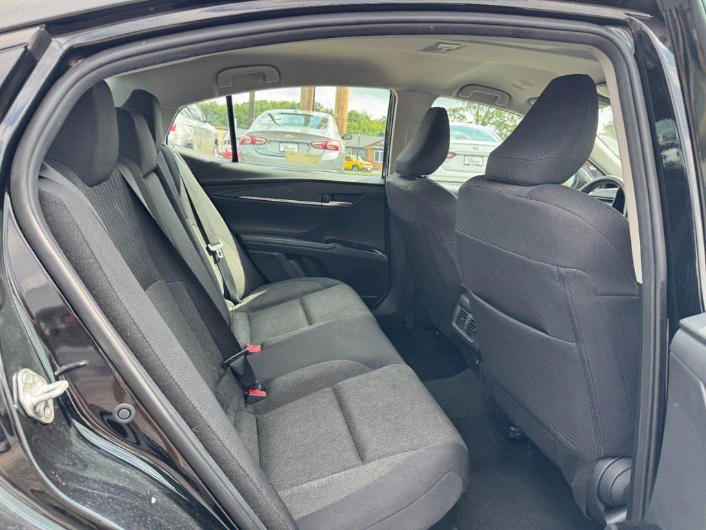 Used 2025 Toyota Camry LE FWD image 12