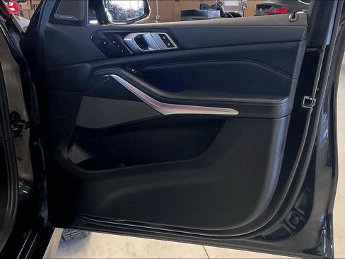 Certified 2023 BMW X5 M50i w/ Executive Package image 21