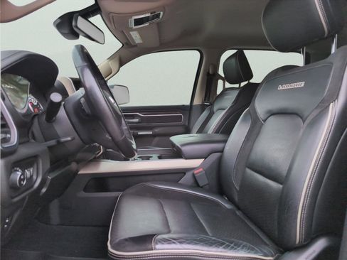 Used 2019 RAM 1500 Laramie image 13