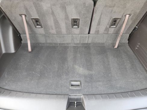 Used 2019 Chevrolet Traverse Premier w/ Driver Confidence II Package image 37