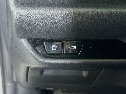 Used 2025 Lexus NX 250 FWD w/ Premium Package image 17