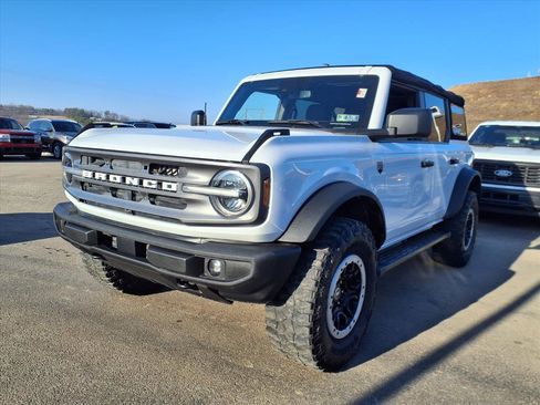 Used 2022 Ford Bronco Big Bend w/ Sasquatch Package image 5