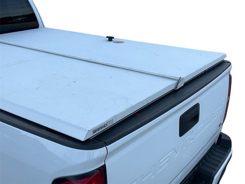 Used 2022 Chevrolet Colorado LT w/ Fleet Safety Package image 18