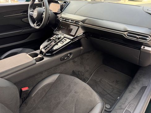 New 2026 Aston Martin V8 Vantage Coupe image 17