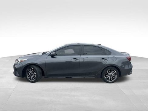 Used 2022 Kia Forte GT-Line w/ GT-Line Premium Package image 3