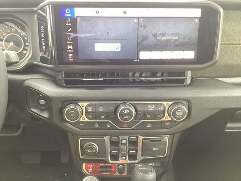 New 2026 Jeep Gladiator Sport image 12