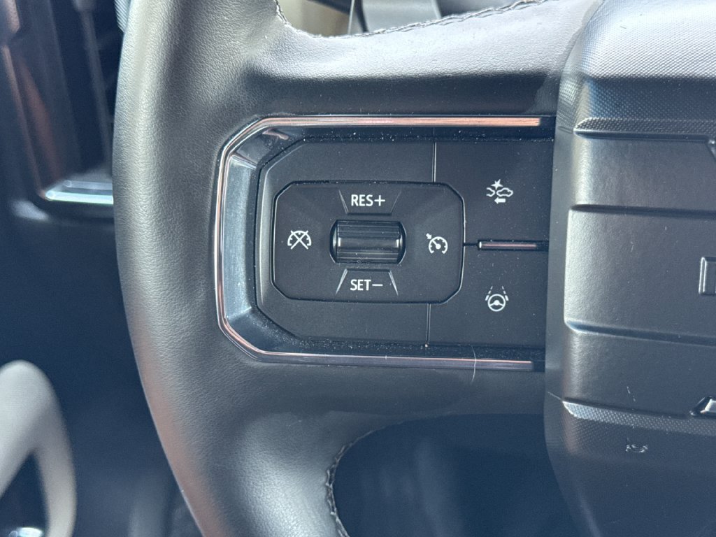 Used 2026 GMC Hummer EV SUV AWD/4WD image 25