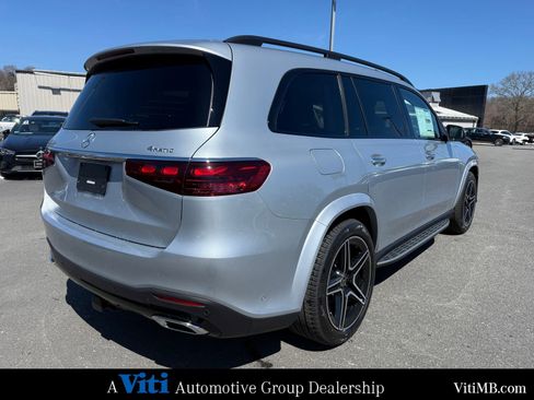 New 2026 Mercedes-Benz GLS 450 4MATIC image 8