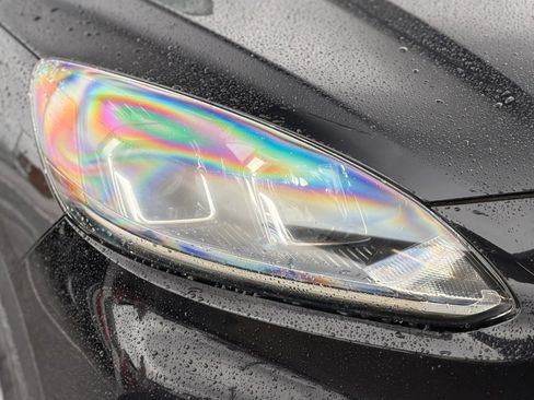 Used 2020 Ford Escape SE image 10