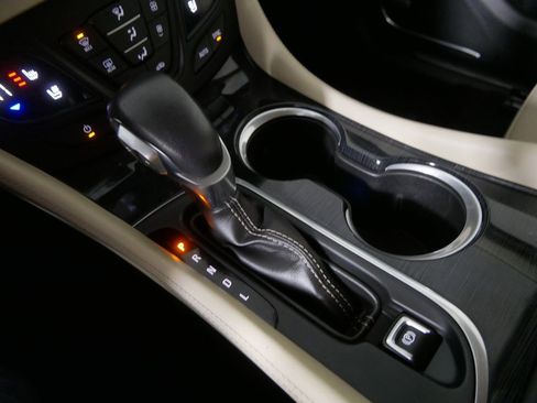 Used 2018 Buick Envision Premium image 24