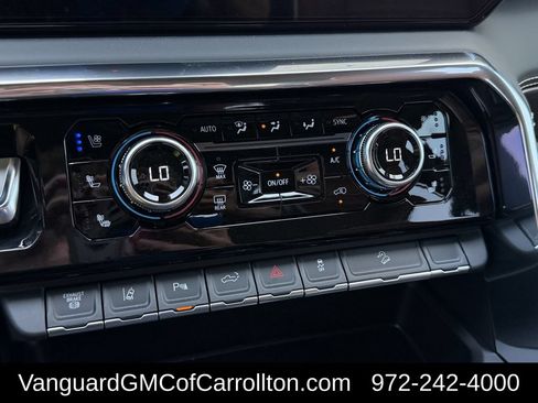 New 2026 GMC Sierra 2500 Denali Ultimate AWD/4WD image 18