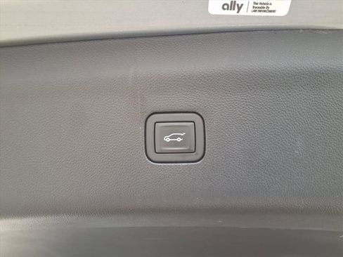 Certified 2024 Buick Enclave Premium image 6