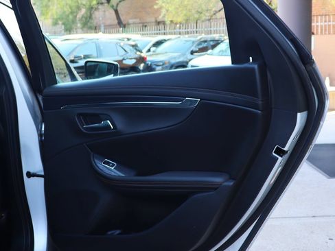 Used 2017 Chevrolet Impala Premier FWD image 26