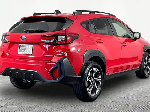 Used 2025 Subaru Crosstrek 2.5i Premium AWD/4WD image 6