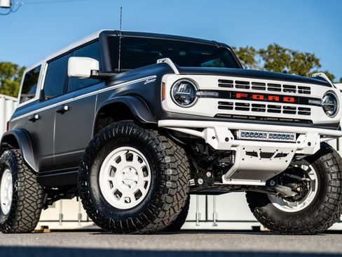New 2025 Ford Bronco Heritage Edition AWD/4WD image 1