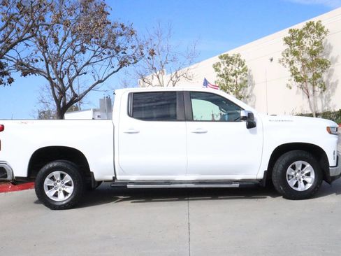 Used 2019 Chevrolet Silverado 1500 LT image 18