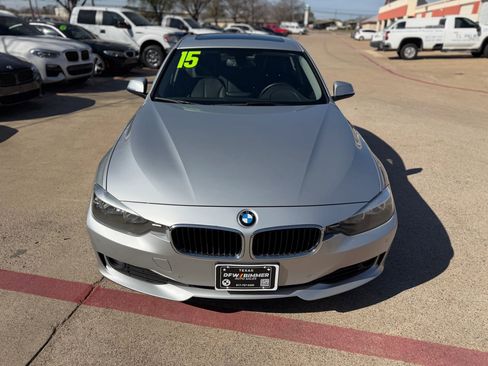 Used 2015 BMW 320i Sedan image 2