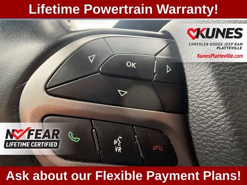Used 2021 Jeep Cherokee Latitude Plus AWD/4WD image 16