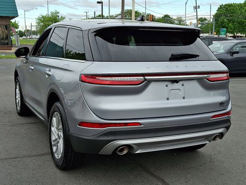 Used 2024 Lincoln Corsair AWD image 4