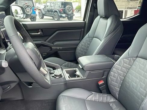 New 2026 Toyota Tacoma TRD Off-Road AWD/4WD image 17