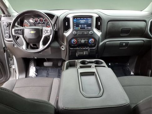 Used 2022 Chevrolet Silverado 1500 LT AWD/4WD image 13