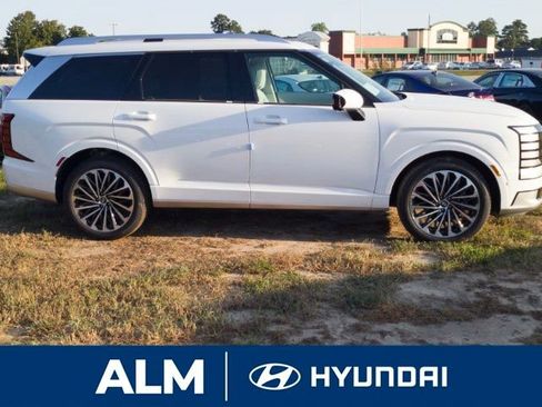 New 2026 Hyundai Palisade Calligraphy image 3