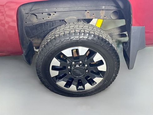 Used 2018 Chevrolet Silverado 2500 High Country AWD/4WD image 36