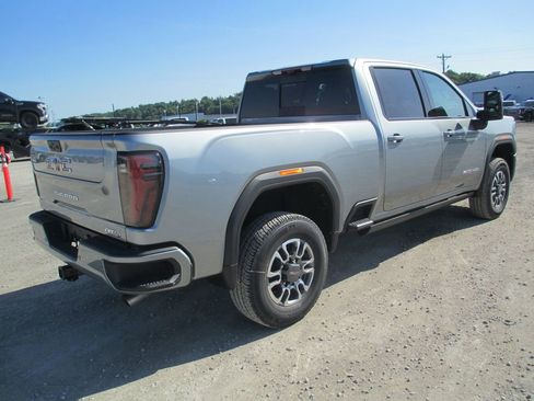 New 2026 GMC Sierra 2500 AT4 w/ AT4 Premium Plus Package AWD/4WD image 5