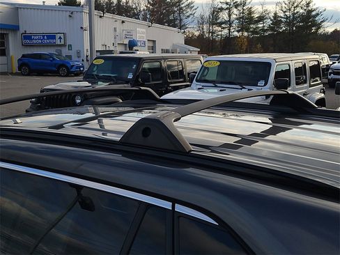 Used 2020 Toyota RAV4 XLE image 27