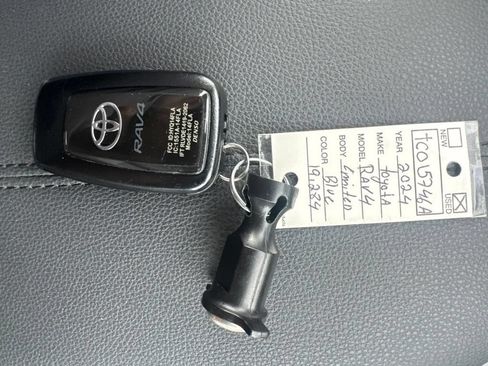 Used 2024 Toyota RAV4 Limited w/ Weather Package FWD image 16