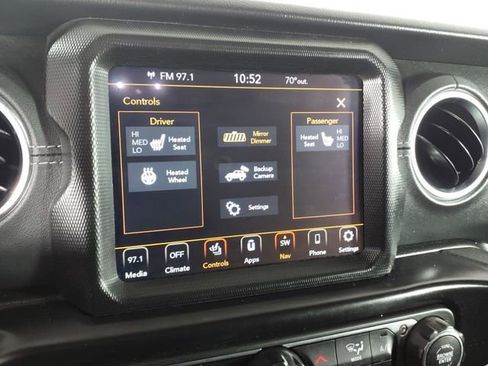 Used 2022 Jeep Wrangler Unlimited Sahara w/ Cold Weather Group image 20