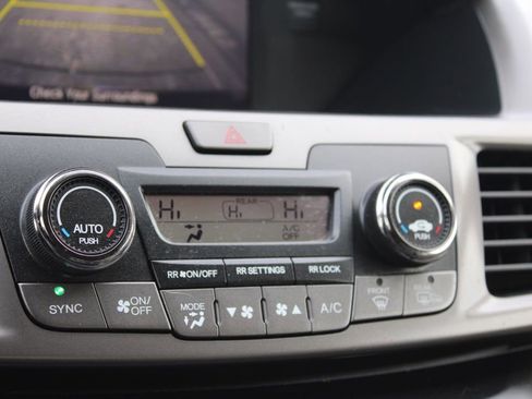 Used 2016 Honda Odyssey SE image 42