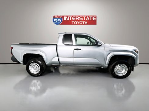 Certified 2025 Toyota Tacoma SR image 8