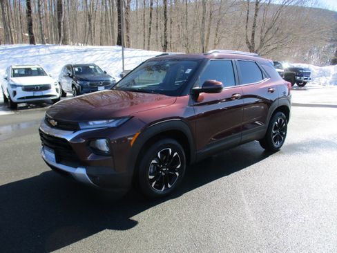 Certified 2023 Chevrolet TrailBlazer LT w/ Convenience Package image 1