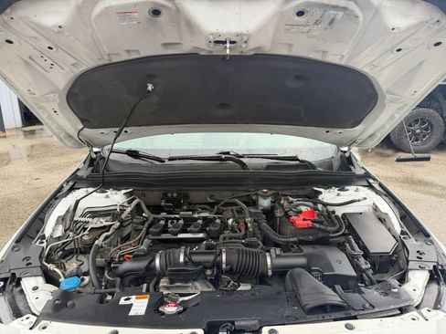 Used 2018 Honda Accord LX image 28